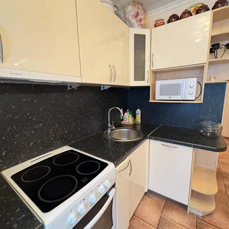 Rahu 2838 Apartman *